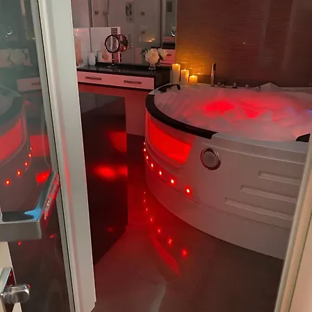 Top-notch With Sea View, Bbq And Jacuzzi Apartament