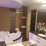 Апартаменты Top-notch With Sea View, Bbq And Jacuzzi *