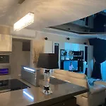 Апартаменты Top-notch With Sea View, Bbq And Jacuzzi